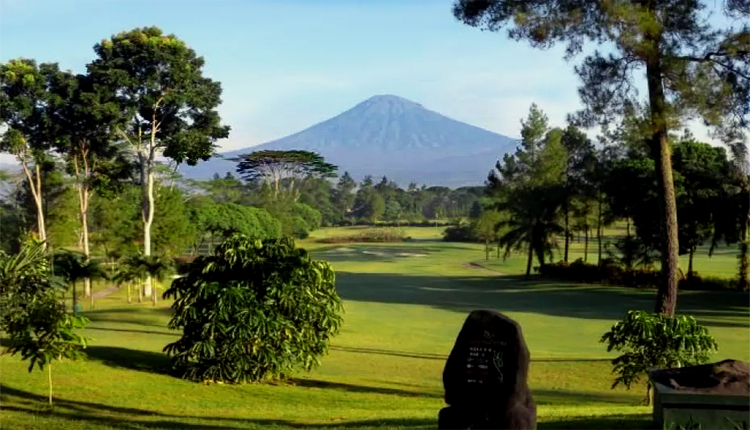 Golfing in Yogyakarta